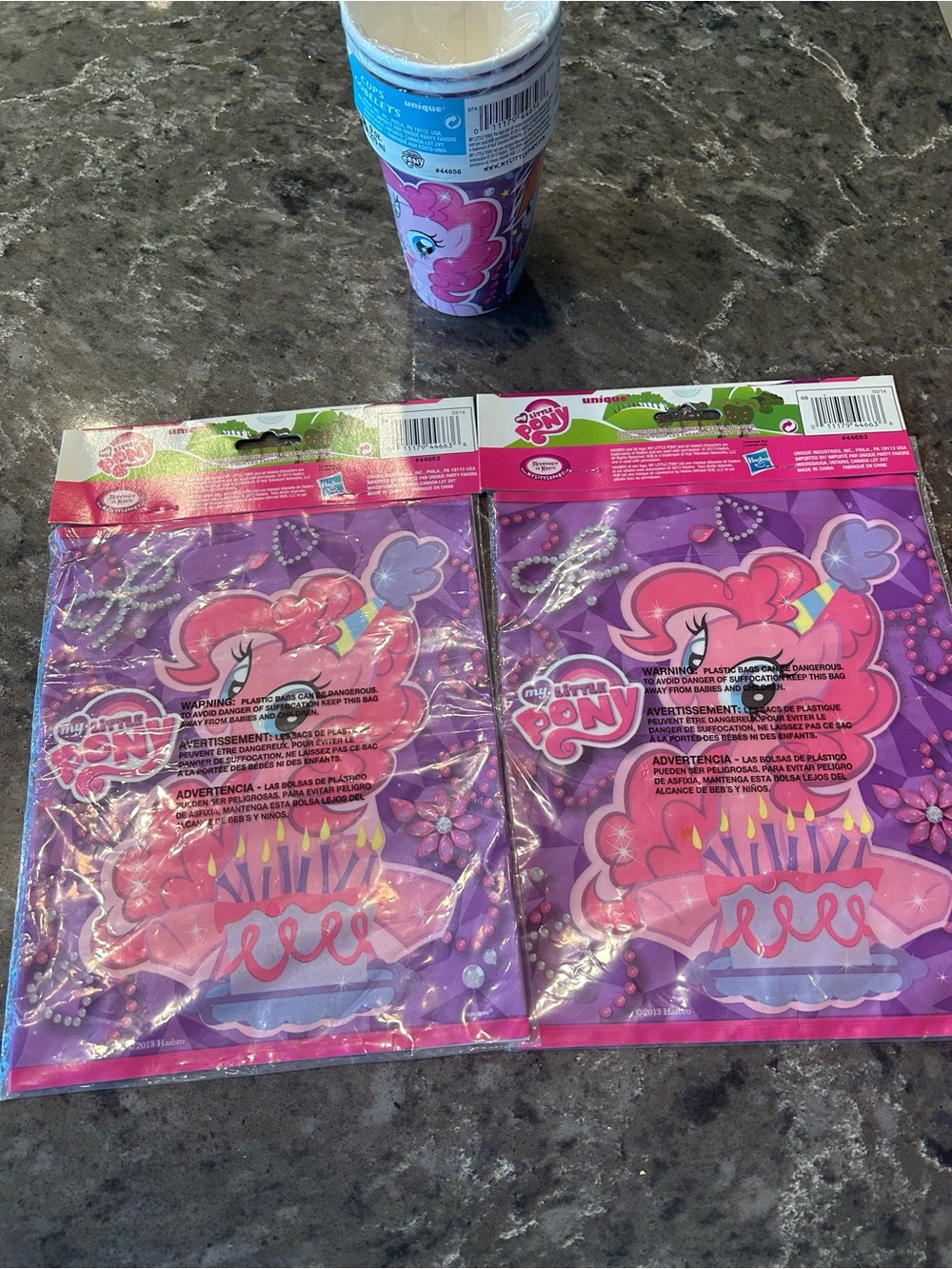 My Little Pony (2013)  Pink Party Tableware Pack - Cups and Loot Bags